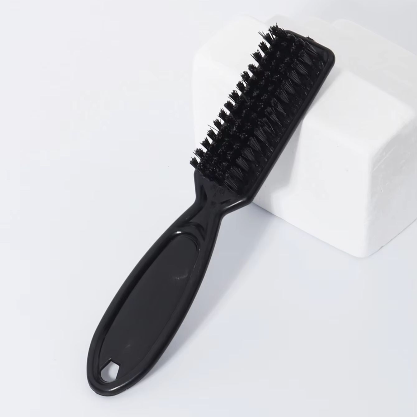 Spazzola per barba da uomo 1/2 - Beard Trimmer recensione e prezzo